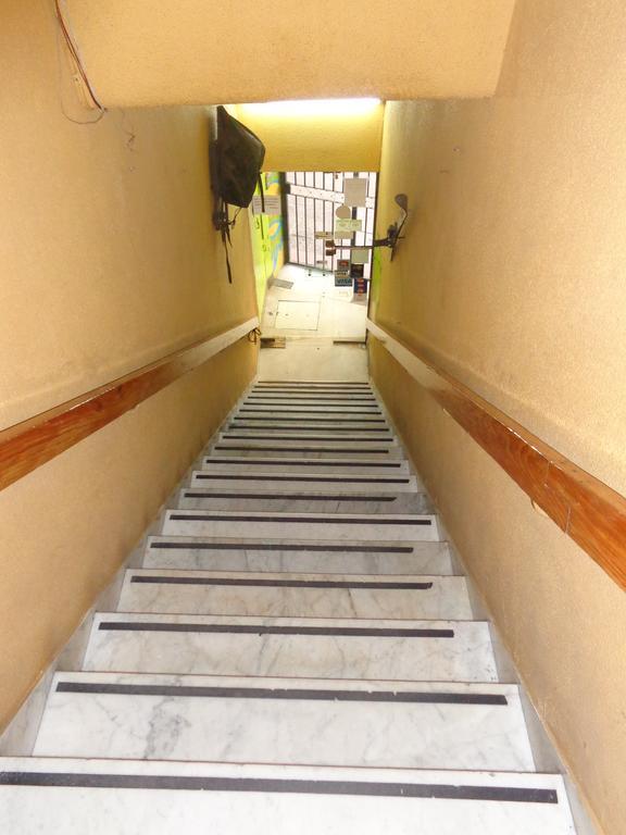 Malbec Hostel Central Mendoza Exterior photo