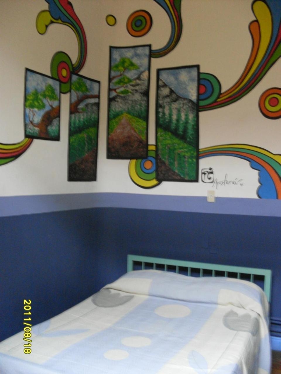 Malbec Hostel Central Mendoza Exterior photo